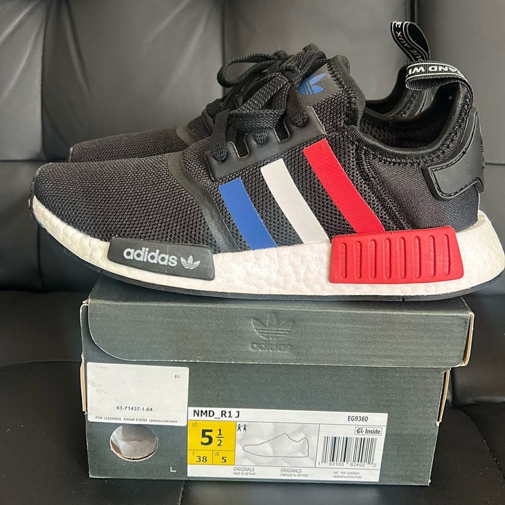 Adidas NMD R1 Blk/Wht/Red/Blue youth size 5.5